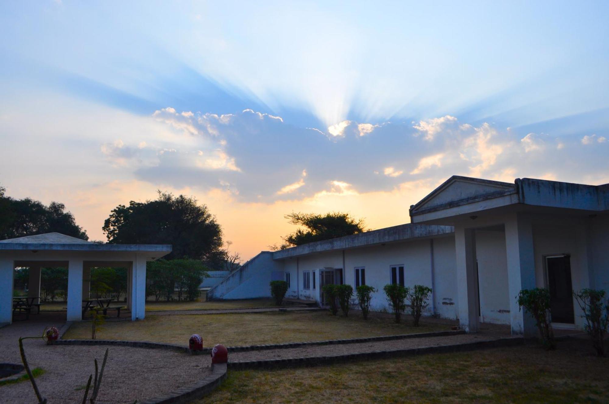 Savista Retreat Hotel ชัยปุระ ภายนอก รูปภาพ